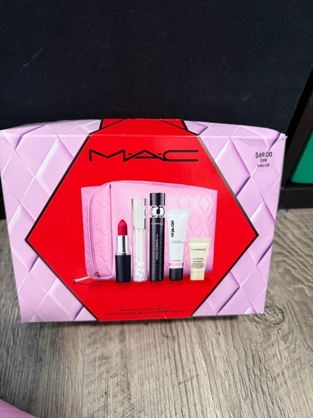 MAC Cosmetics Pink Gift Set with Vibrant Red Lipstick